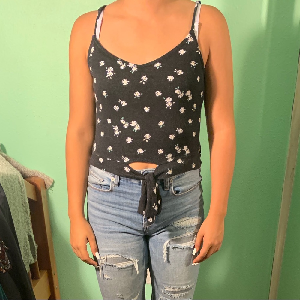 Black floral crop top